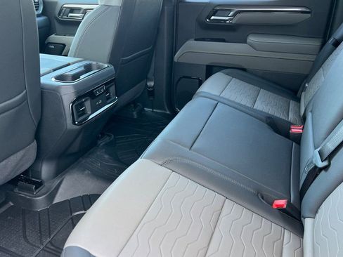 New 2026 Chevrolet Silverado 1500 ZR2 AWD/4WD image 9