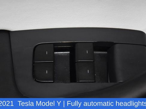 Used 2021 Tesla Model Y Long Range image 21
