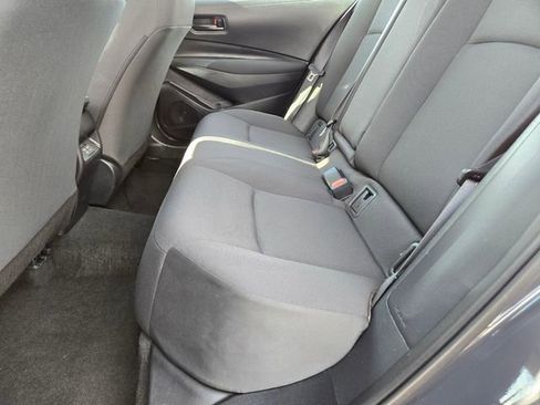 Used 2025 Toyota Corolla LE image 11