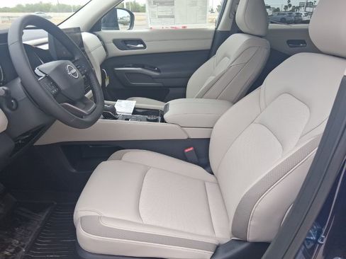 New 2026 Nissan Pathfinder SL AWD/4WD image 25