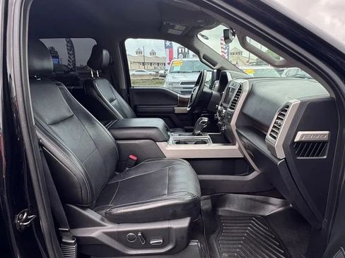 Used 2016 Ford F150 Lariat image 15