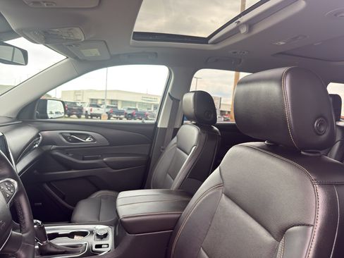 Certified 2018 Chevrolet Traverse Premier w/ Redline Edition AWD/4WD image 26
