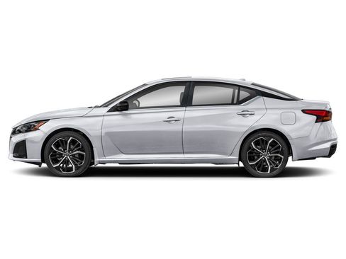 New 2025 Nissan Altima 2.5 SR w/ SR Premium Package FWD image 3