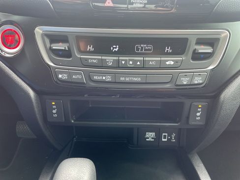 Used 2019 Honda Ridgeline RTL-E image 32