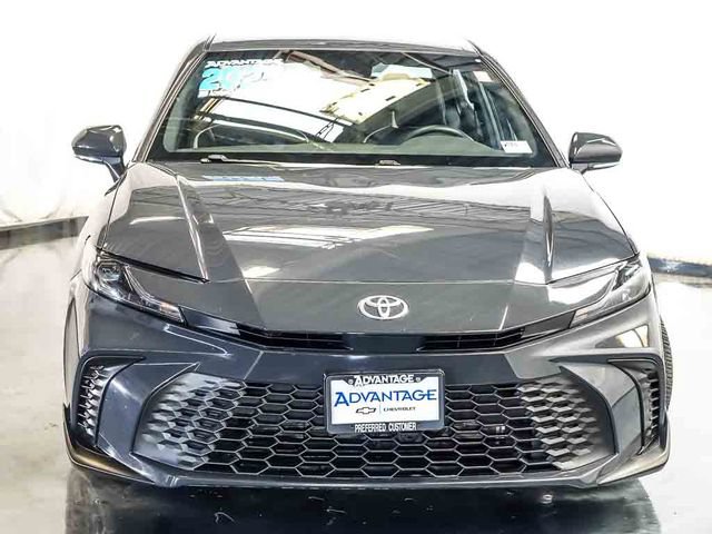 Used 2025 Toyota Camry SE FWD image 7