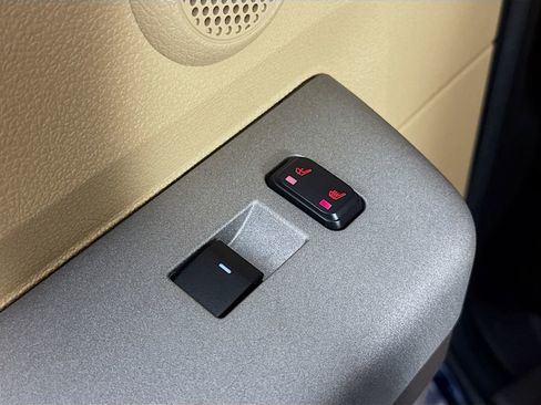 Used 2016 Ford F350 Lariat w/ Lariat Ultimate Package image 25