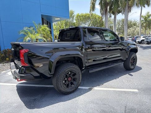 Used 2025 Toyota Tacoma TRD Pro AWD/4WD image 8
