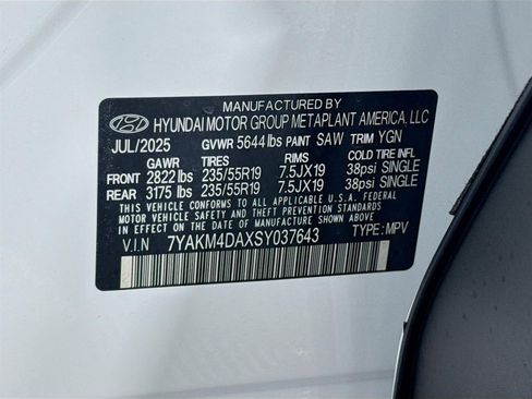 New 2025 Hyundai Ioniq 5 SE image 31