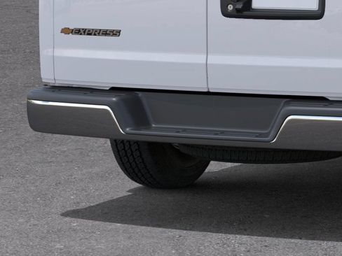 New 2026 Chevrolet Express 2500 w/ Driver Convenience Package RWD image 15