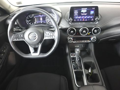 Certified 2020 Nissan Sentra SV image 24