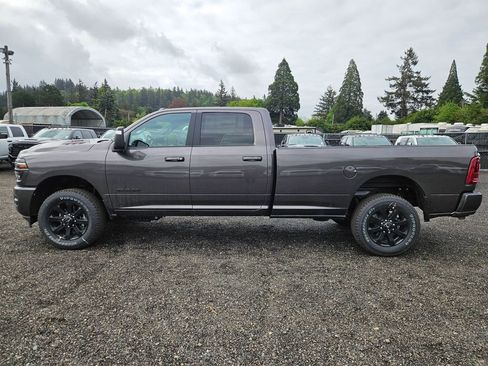 New 2026 RAM 2500 Laramie w/ Night Edition AWD/4WD image 4
