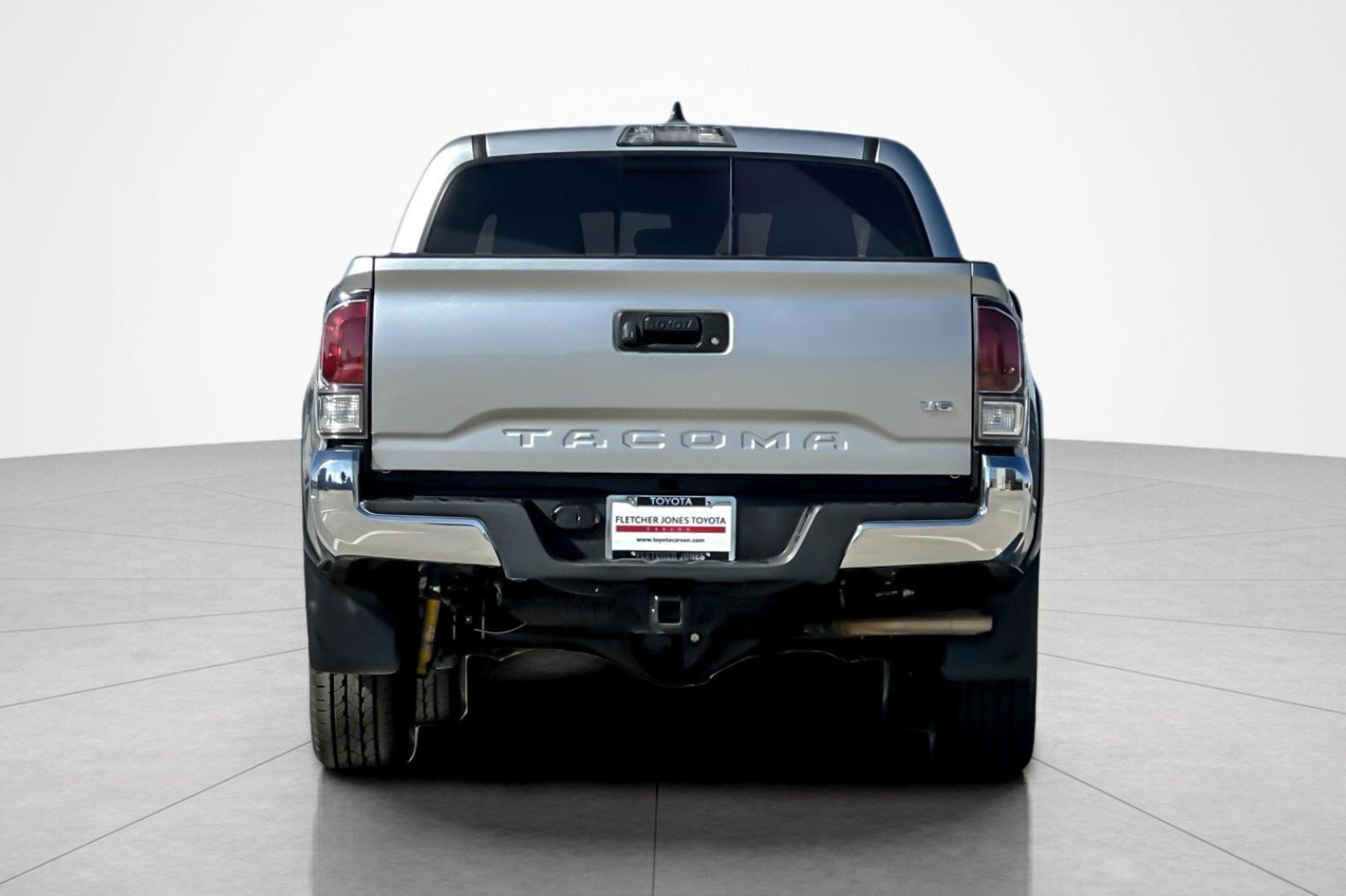 Certified 2023 Toyota Tacoma TRD Off-Road AWD/4WD image 4