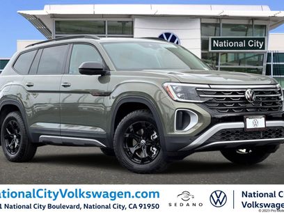 New 2025 Volkswagen Atlas Peak Edition SE