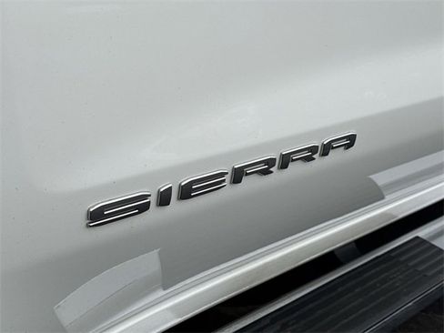 Certified 2024 GMC Sierra 1500 SLT w/ SLT Premium Plus Package image 33