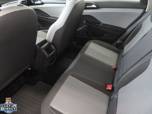 Used 2022 Volkswagen Taos S FWD image 22
