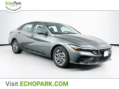 Used 2024 Hyundai Elantra SEL