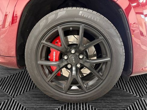 Used 2018 Jeep Grand Cherokee SRT image 11