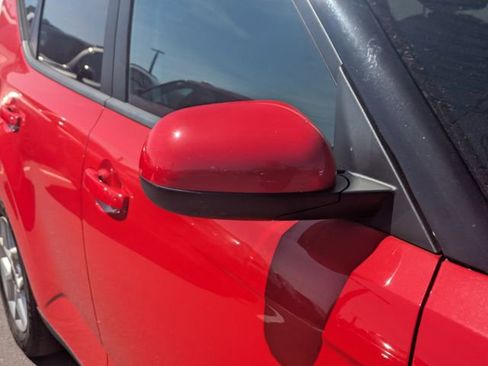 Used 2024 Kia Soul LX w/ Option Group 015 FWD image 11