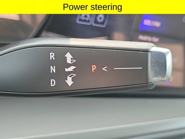 Used 2025 Chevrolet Traverse LT w/ Driver Confidence Package FWD image 20