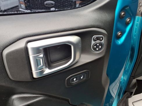 Used 2020 Jeep Wrangler Unlimited Sport S w/ Sun And Sound Package image 11