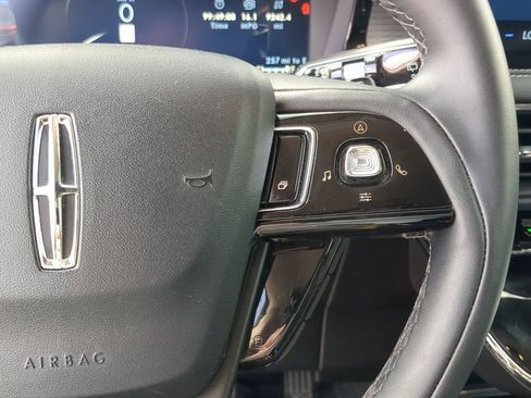 Used 2023 Lincoln Corsair FWD image 14