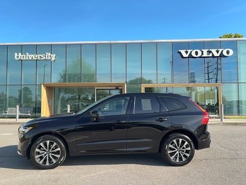 Certified 2025 Volvo XC60 B5 Plus image 1