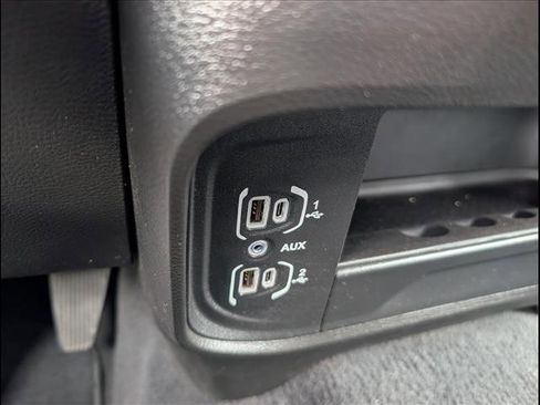 Used 2024 RAM 2500 Big Horn image 17