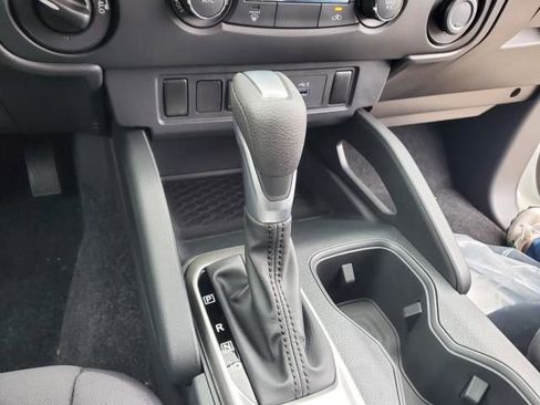 New 2026 Nissan Frontier S image 23