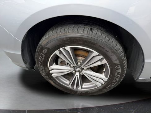 Used 2017 Acura MDX SH-AWD image 15
