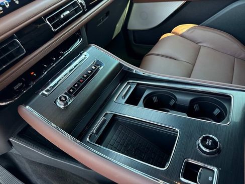 New 2025 Lincoln Aviator Reserve w/ Equipment Group 201A image 26