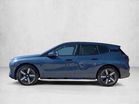 New 2026 BMW iX xDrive60 image 5