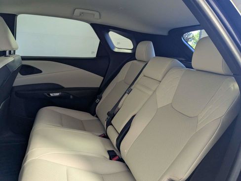 Used 2024 Lexus RX 350 FWD w/ Technology Package image 36