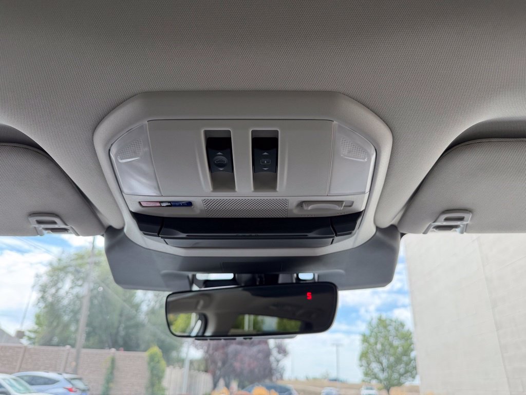 Used 2026 Subaru Ascent Limited AWD/4WD image 19