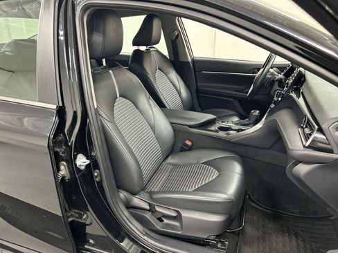 Used 2022 Toyota Camry SE AWD/4WD image 22