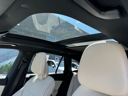 Used 2026 Mercedes-Benz GLC 300 4MATIC image 22