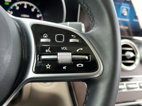 Certified 2022 Mercedes-Benz GLC 300 4MATIC image 29