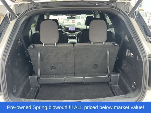 Used 2020 Ford Explorer XLT RWD image 14