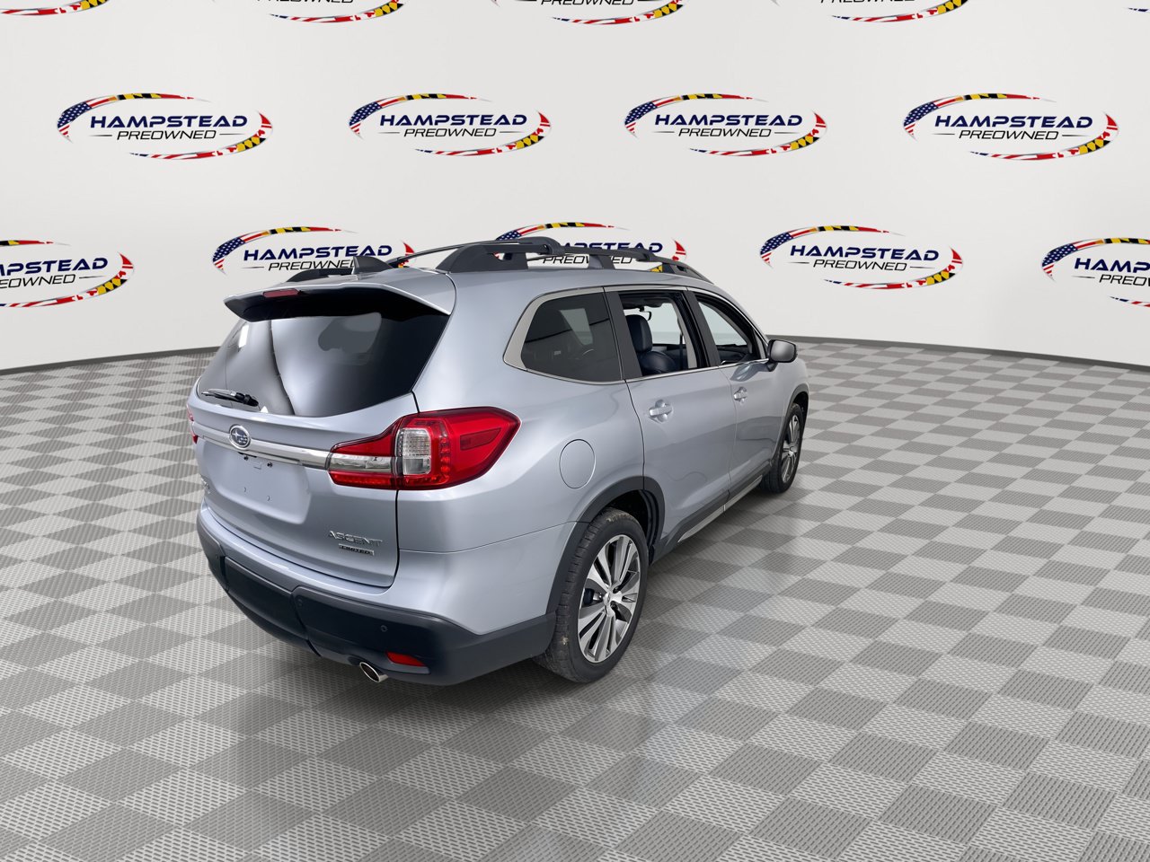 Used 2022 Subaru Ascent Limited w/ Technology Package AWD/4WD image 9