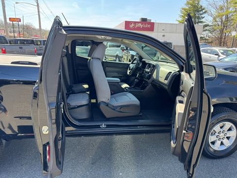 Used 2016 Chevrolet Colorado W/T w/ WT Convenience Package image 41