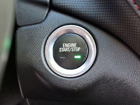 Used 2023 Chevrolet Equinox RS image 33