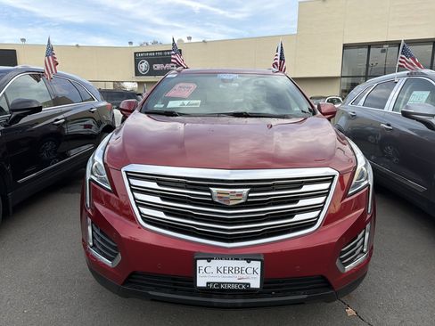 Used 2019 Cadillac XT5 Luxury image 2