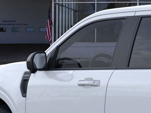 New 2026 Ford Maverick Lariat image 21