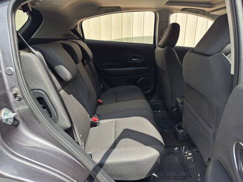 Used 2022 Honda HR-V EX image 34