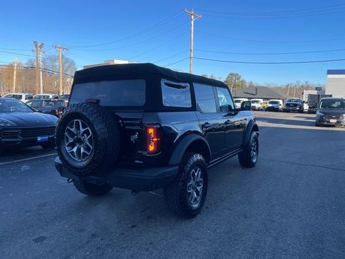 Used 2024 Ford Bronco Badlands image 6