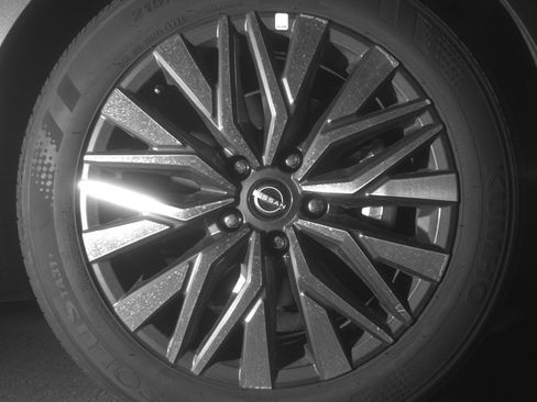 Used 2025 Nissan Altima 2.5 SV image 13