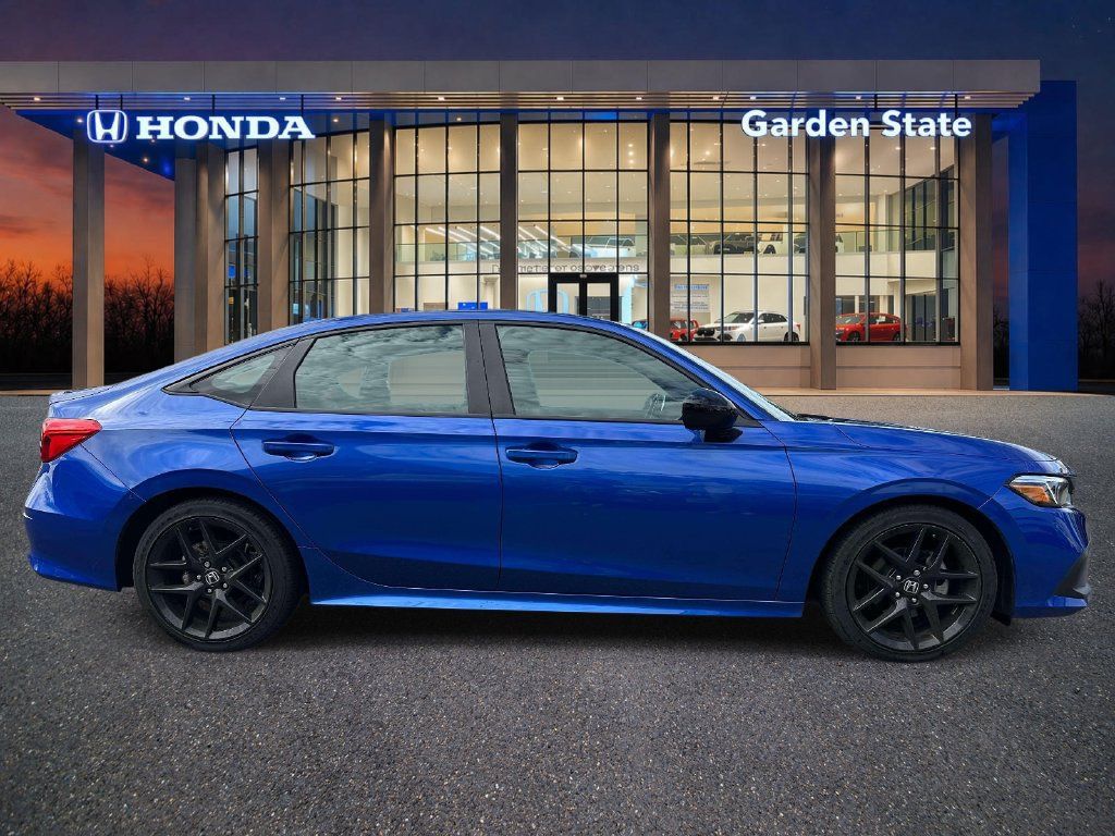 Used 2024 Honda Civic Sport image 5