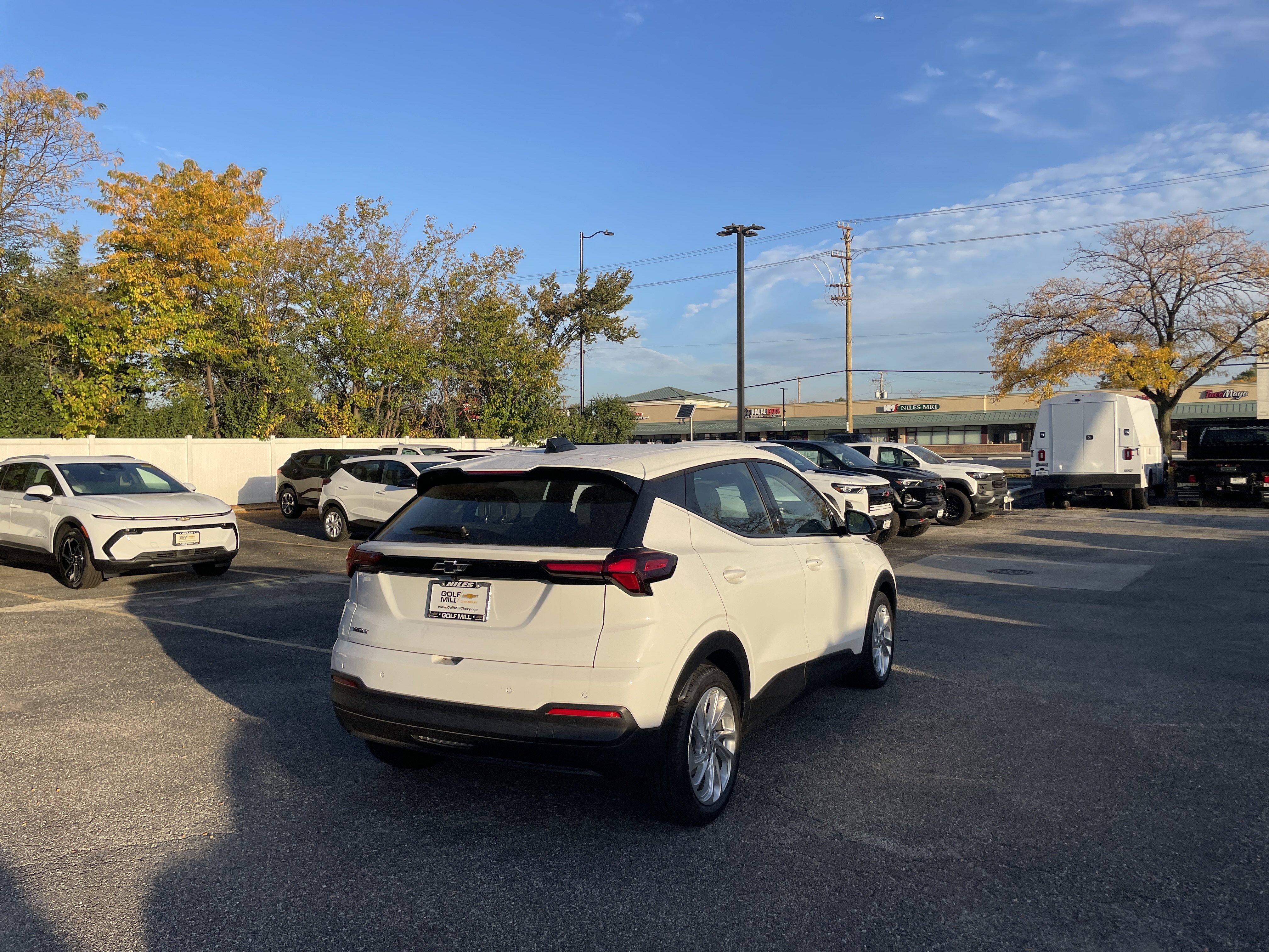 New 2027 Chevrolet Bolt LT w/ Comfort Package FWD image 5