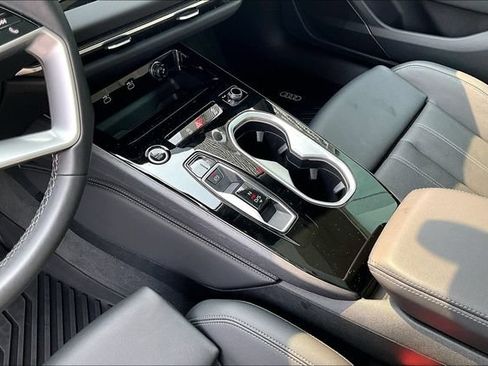 Used 2026 Audi A6 Premium Plus w/ Premium Plus Package AWD/4WD image 18