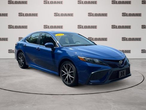 Used 2023 Toyota Camry SE FWD image 7