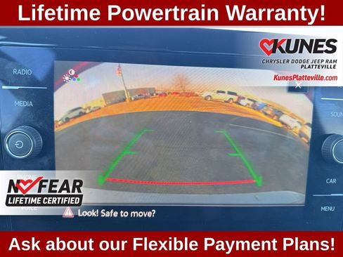 Used 2025 Volkswagen Jetta SE image 18